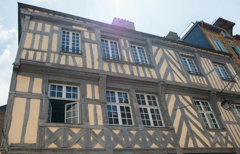 Marnie Et Mister H Bed & Breakfast Rennes Exterior photo